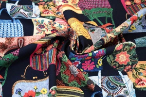 Барби принт — сумки на синем