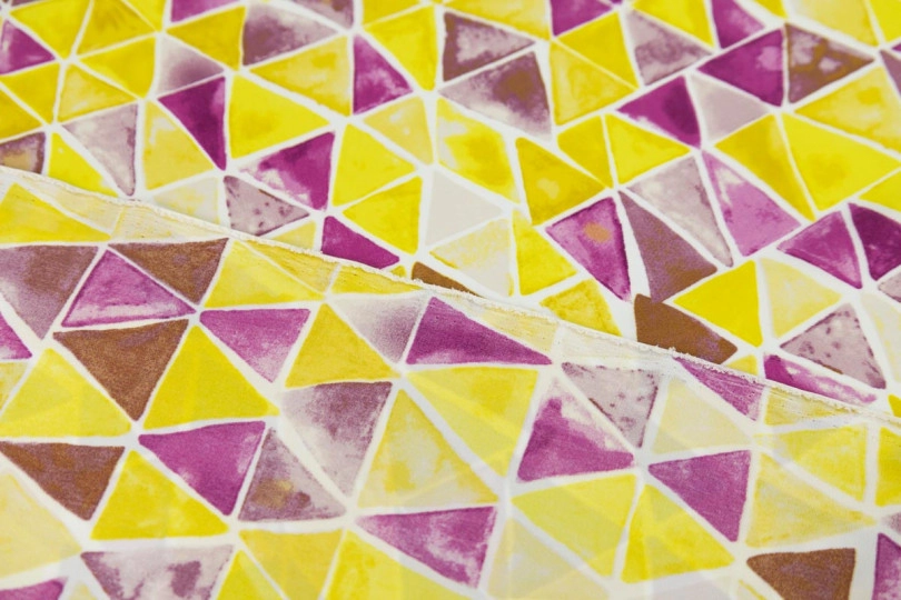 Ткань (Дубайский шелк) SPH МАКСМАРА, принт — витражи желтые