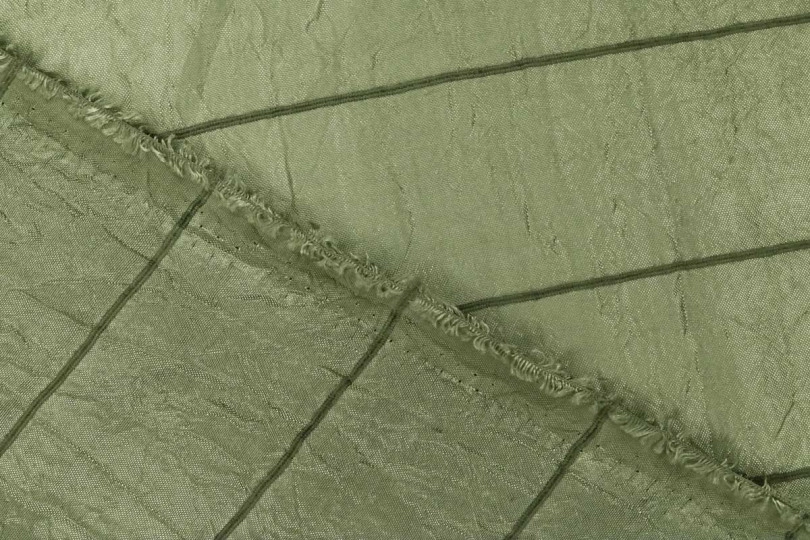 Ткань таргалет с вышивкой в полоску (280см), цвет — темная фисташка