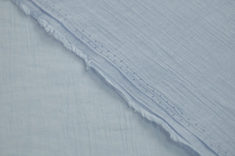 Ткань тенсель креш однотонный, цвет — голубой